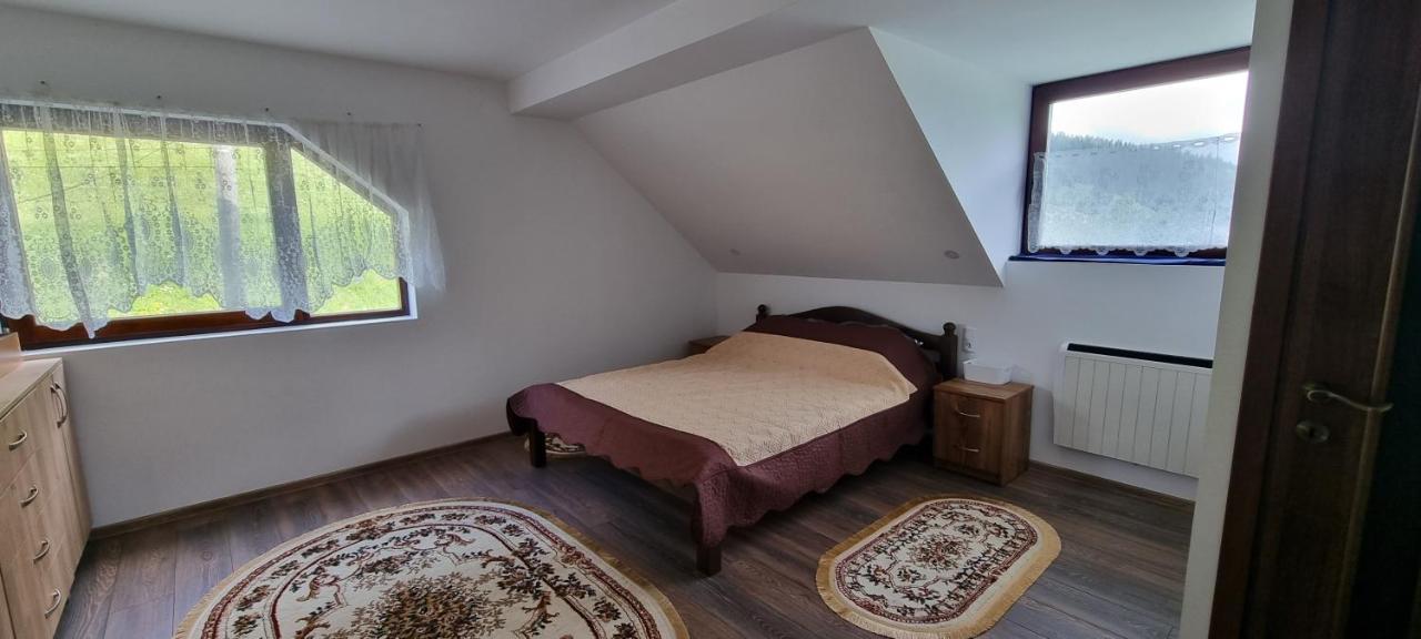 Karacsony Guest House Lunca de Sus Exterior photo